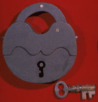 History09.jpg (8436 bytes)