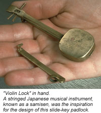 History03.jpg (19011 bytes)